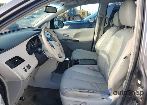 2013 Toyota Sienna Xle from USA, damaged, VIN 5TDYK3DC1DS337296